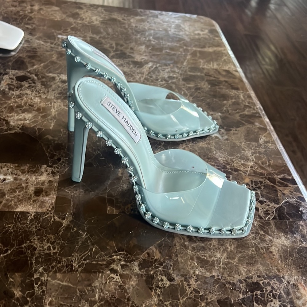 Brand New Steve Madden Blue Heels Size 7